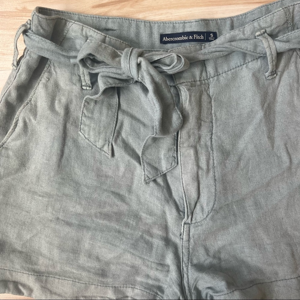 A&F Shorts - Picture 2 of 5